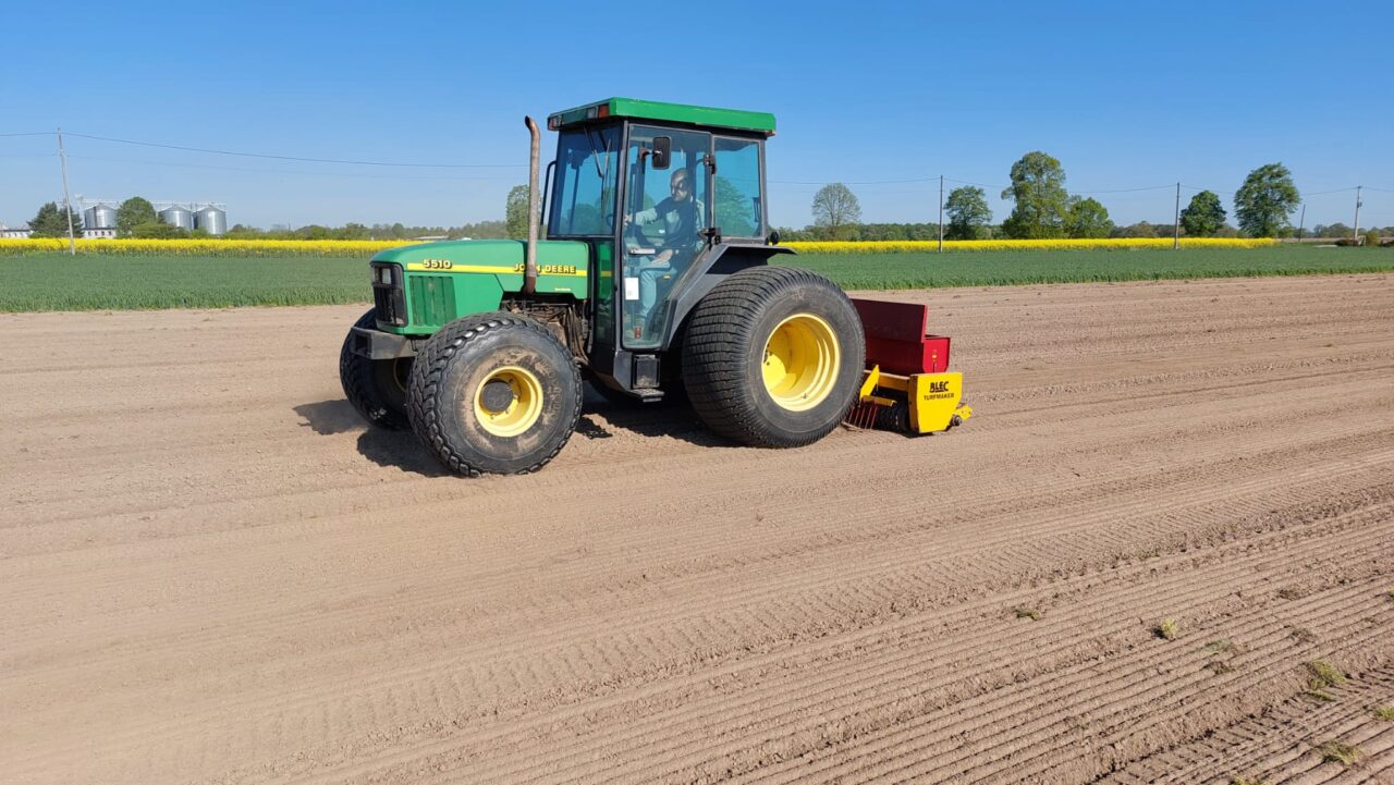 John Deere 5510